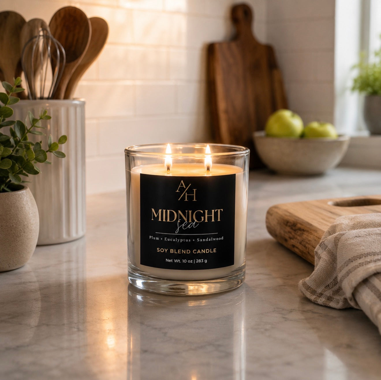 Midnight Sea Luxury Soy Blend Candle – Fresh Coastal Fragrance